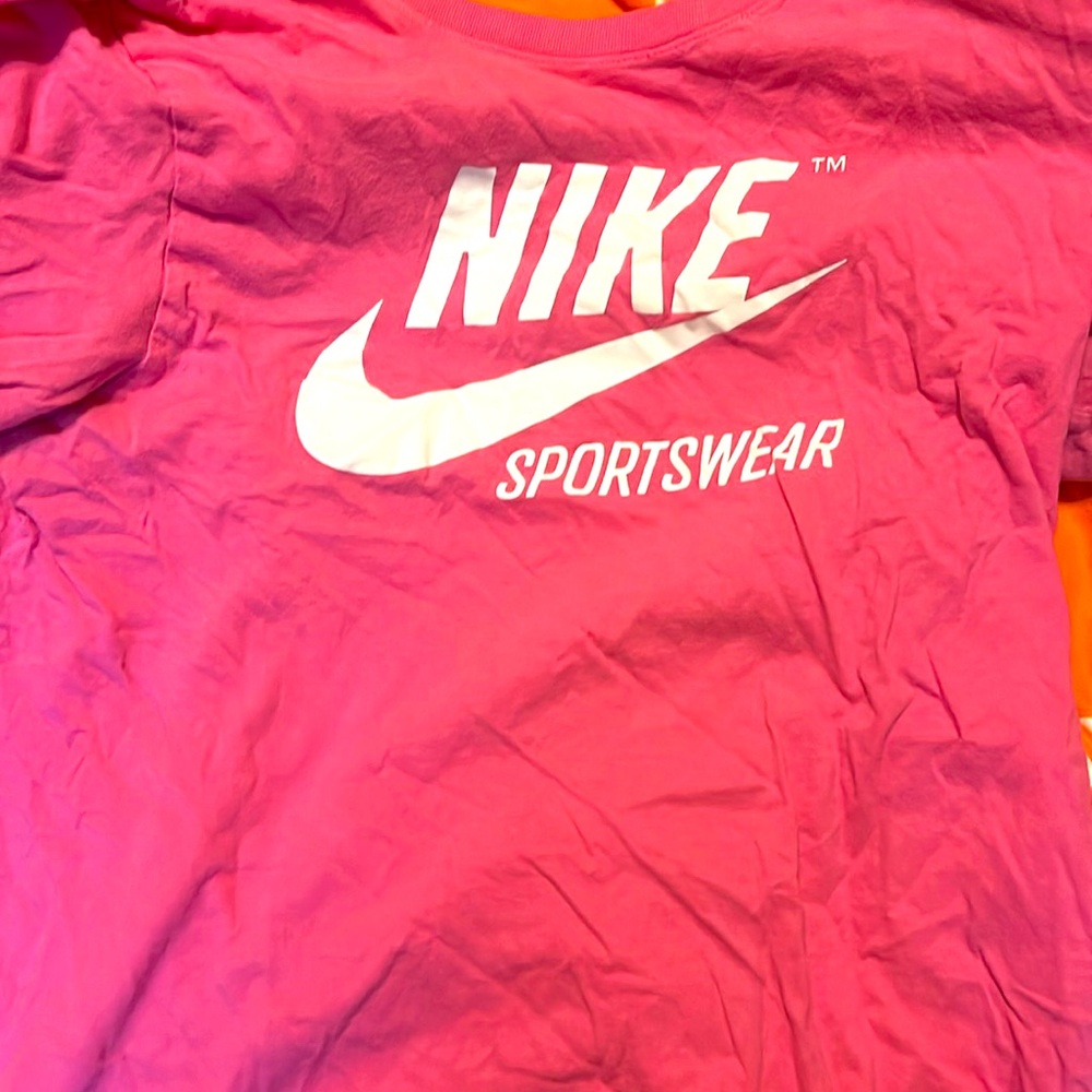 Light pink Nike shirt